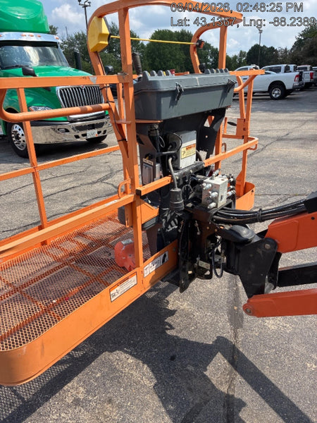 2021 JLG 600AJ
