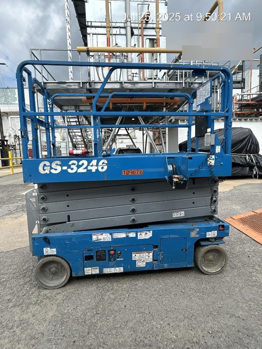 2020 Genie GS-3246 Standard, Folding full height swing gate