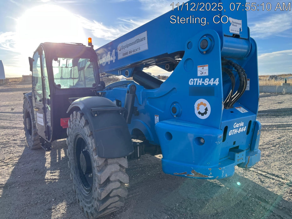 2018 Genie GTH-844 Genie GTH-844 w/Enclosed Cab w/HVAC, Work Lights, Solid Tires, Beacon, 60" Carriage and Forks