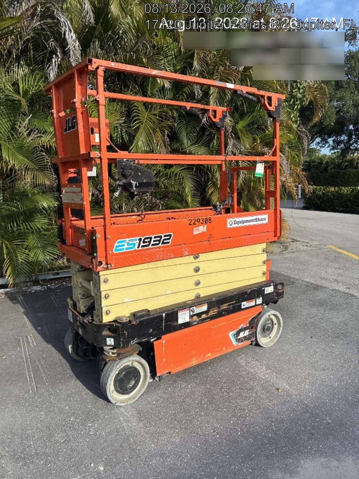 2022 JLG ES1932
