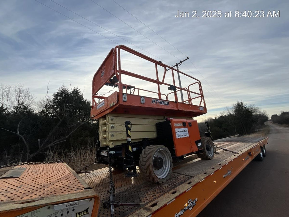 2021 JLG RT4069