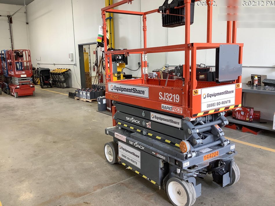 2021 SKYJACK SJ3219