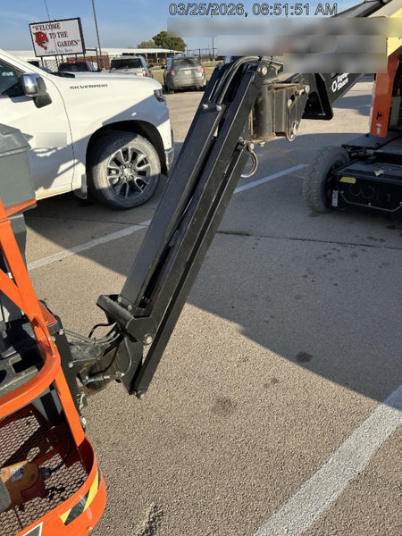 2024 JLG E300AJP