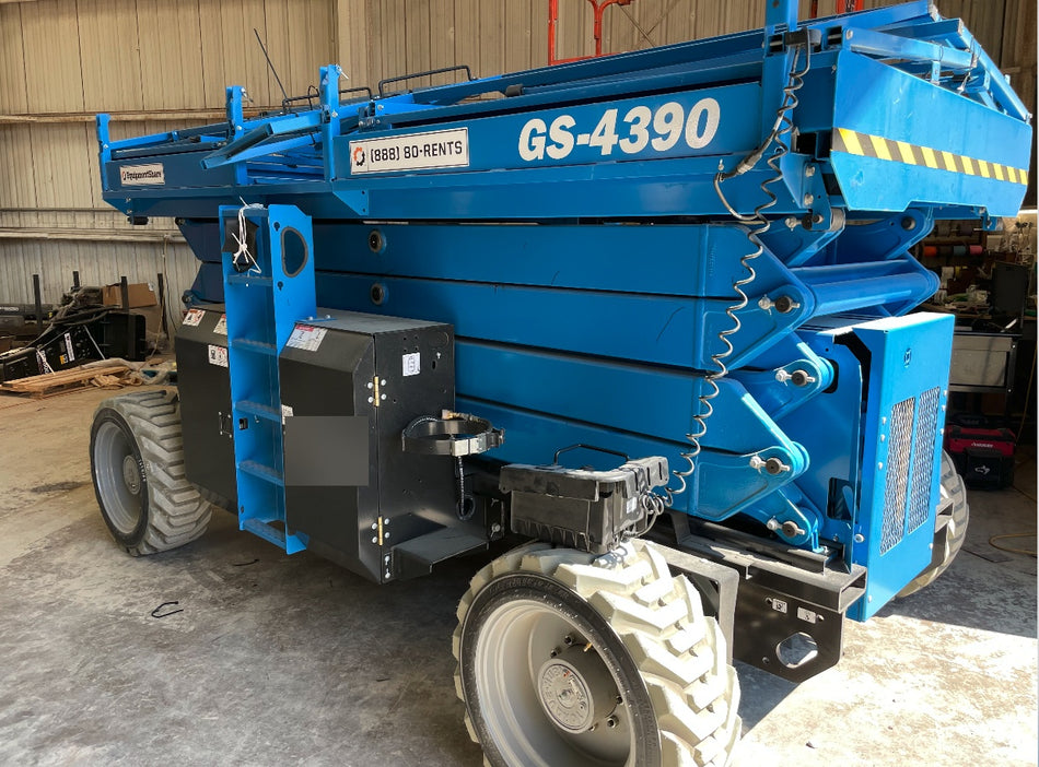 2022 GENIE GS-4390 RT