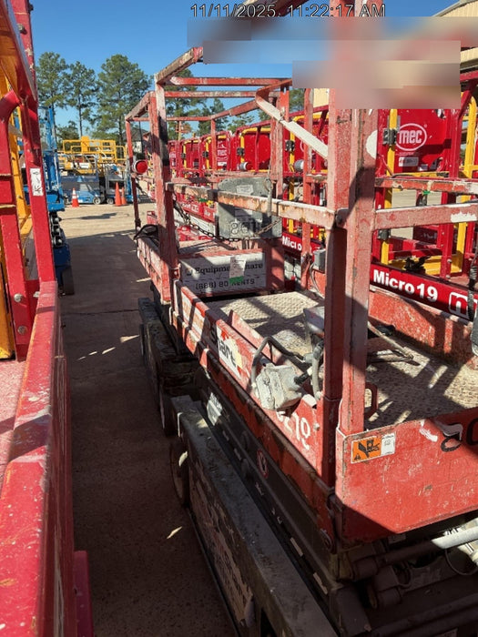 2017 Skyjack SJIII-3219 Skyjack SJIII3219 Scissor Lift w/Trojan Batteries