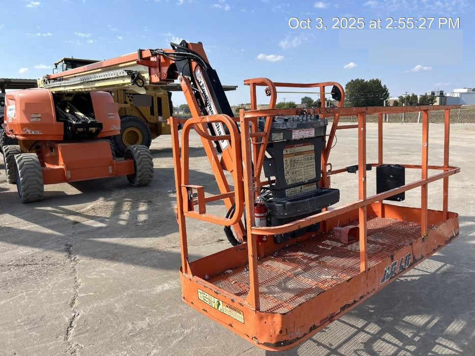 2019 JLG 660SJ
