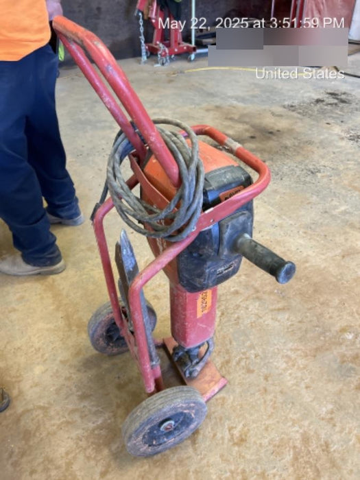 2020 HILTI TE 3000-AVR