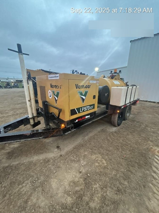 2022 Vac-Tron LP573XDT T4 Koehler Diesel Engine, 500 Gallon Debris Tank, x2 100 Gallon Water Tanks