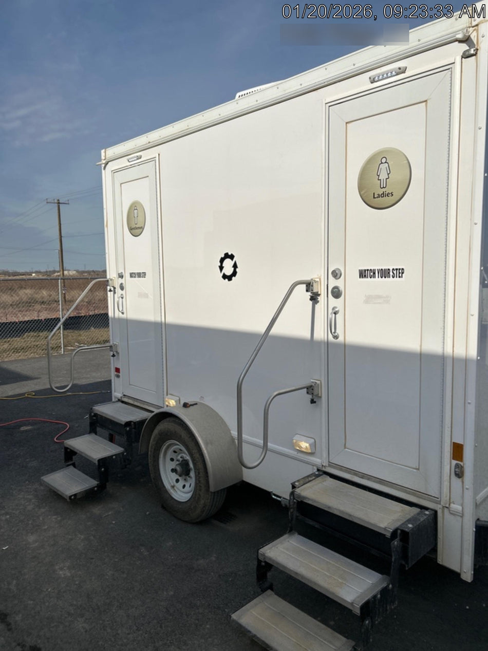 2025 PORTABLE RESTROOM TRAILER RRAV965412