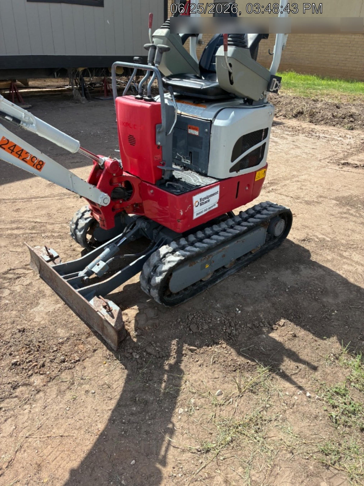 2022 TAKEUCHI TB210R