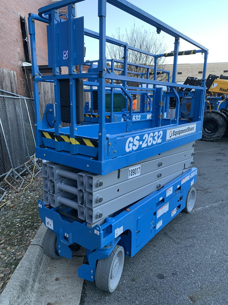 2021 GENIE GS-2632