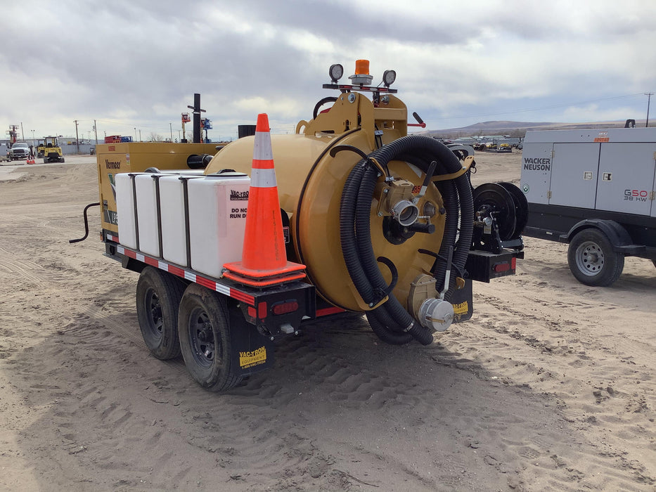 2020 Vac-Tron LP573XDT Tier 4 Kohler Diesel Engine, 500 Gallon Debris Tank w/ Hydraulic Tilt, two (2) 100 Gallon Water Tanks, Low Profile Torsion Axles (12,000 GVWR), Manual Jack Trailer