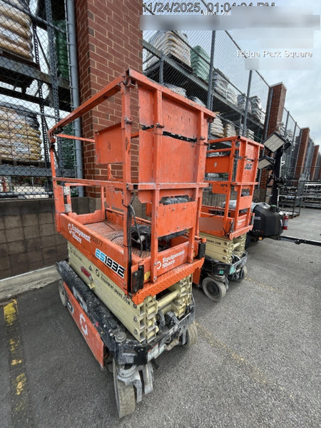 2022 JLG ES1932