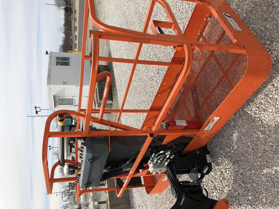 2019 JLG 600AJ
