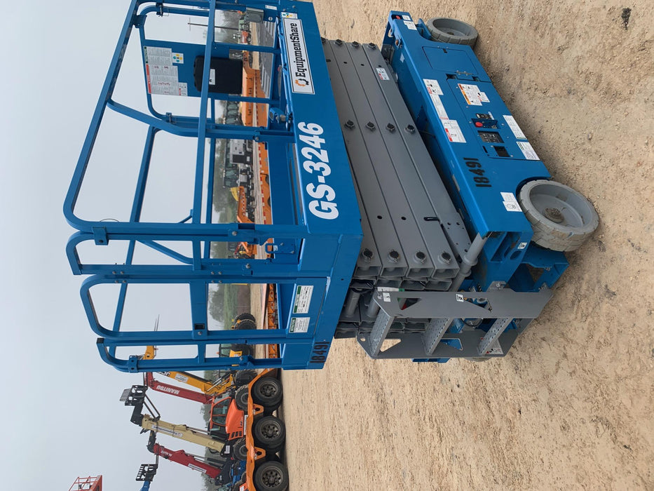 2018 Genie GS-3246 Genie GS-3246 w/Folding rails, Full height swing gate