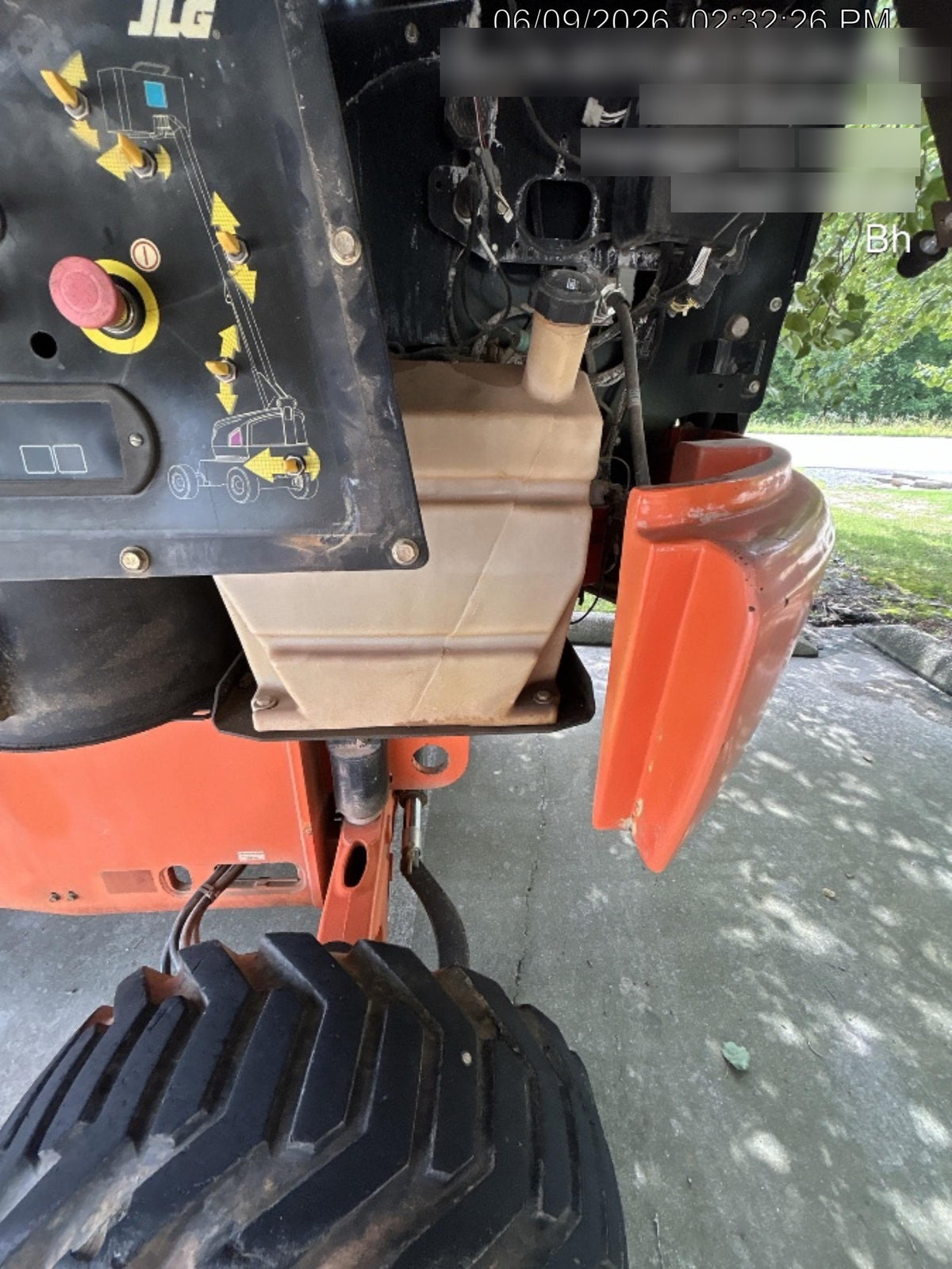 2019 JLG 400S