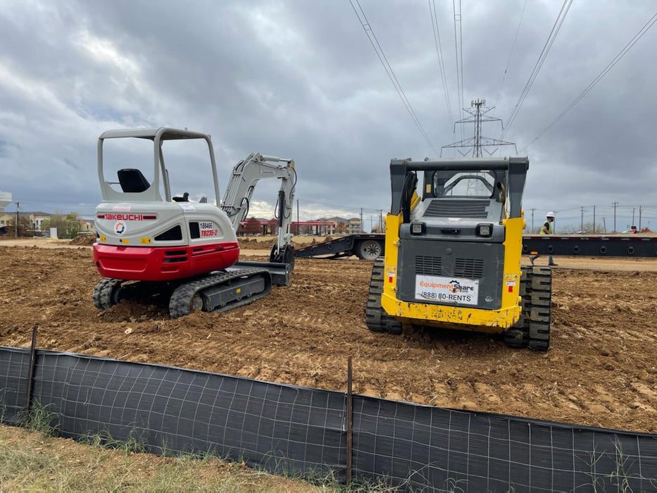 2021 TAKEUCHI TB235-2R