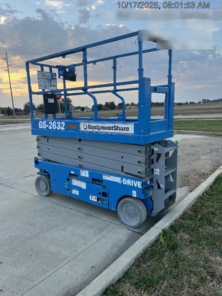2023 GENIE GS-2632