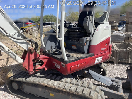 2022 TAKEUCHI TB235-2R