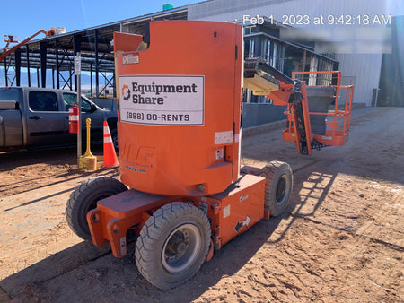 2020 JLG E300AJP