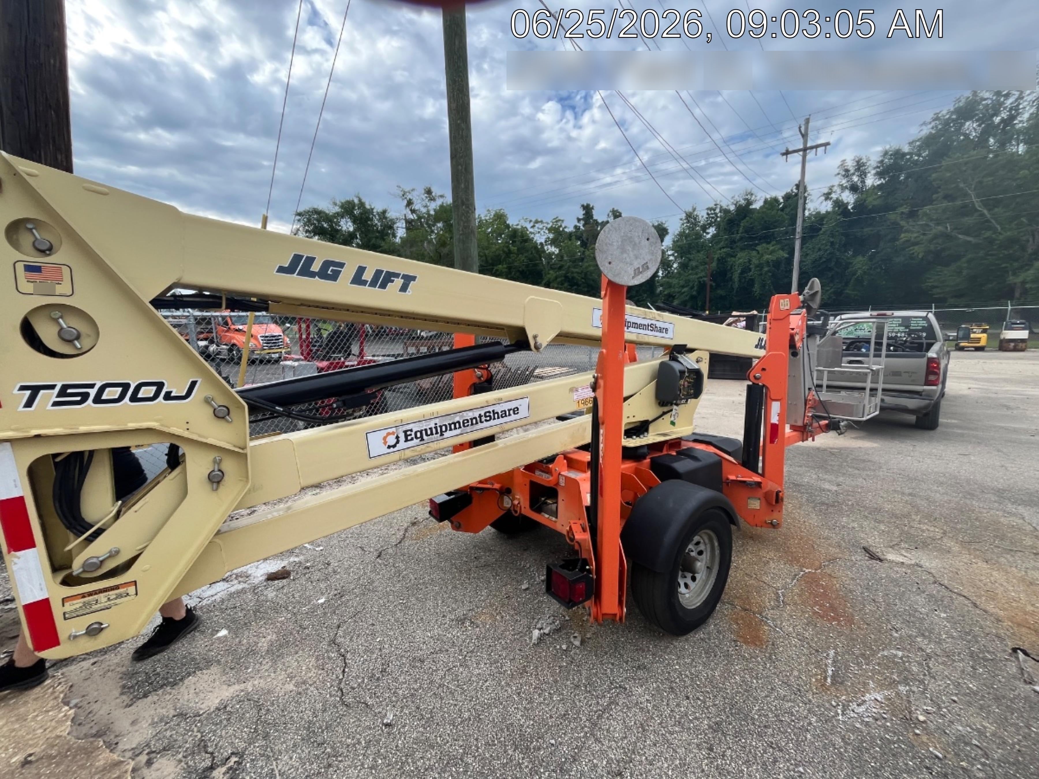 2021 JLG T500J