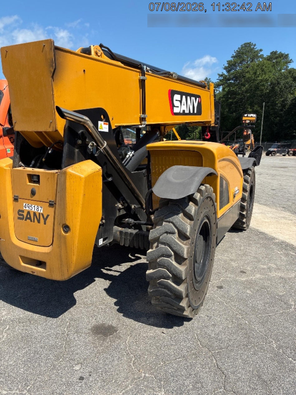 2025 SANY STH1056A