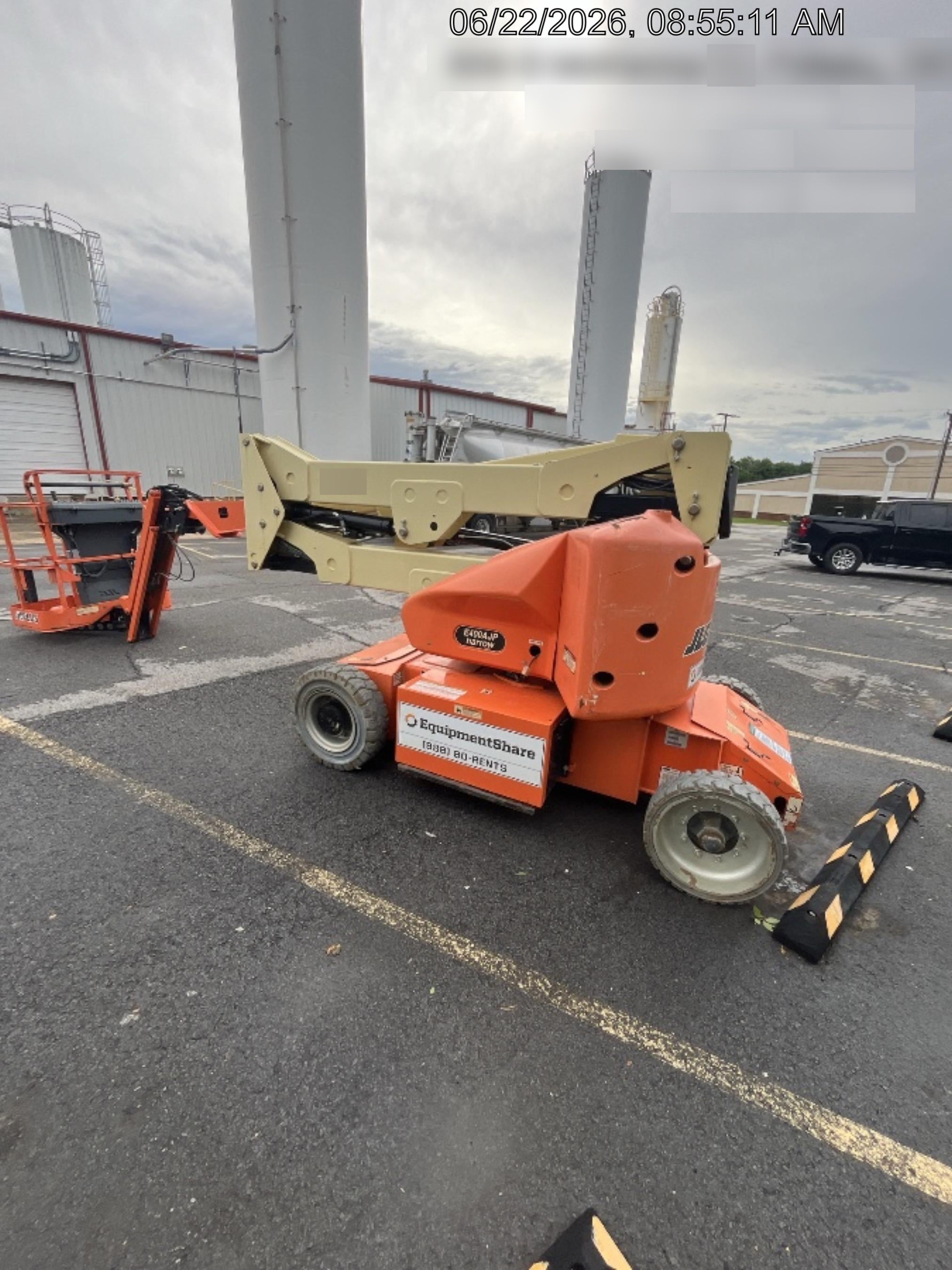 2019 JLG E400AJPN