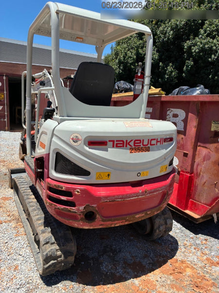 2022 TAKEUCHI TB235-2R