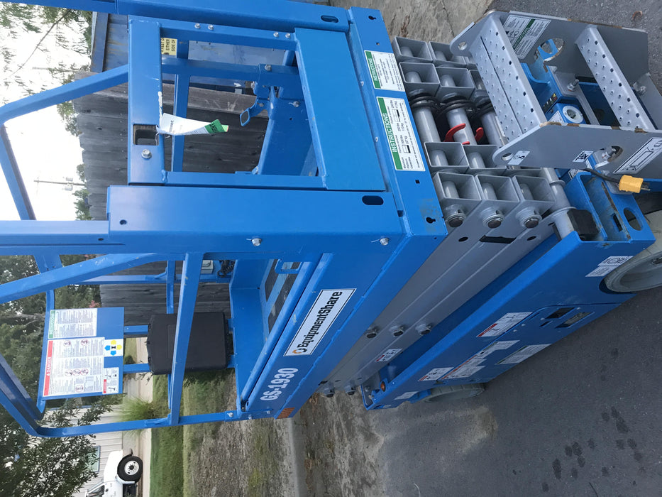 2020 Genie GS-1930 Solid Non Marking Tires, Beacon, Folding rails with half height swing gate