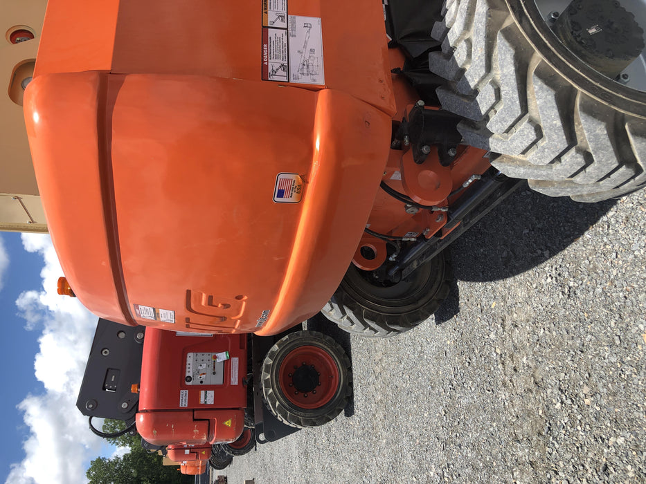 2019 JLG 860SJ