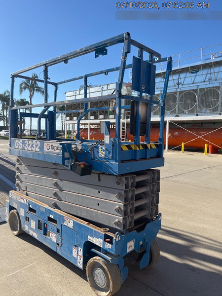 2021 GENIE GS-3232