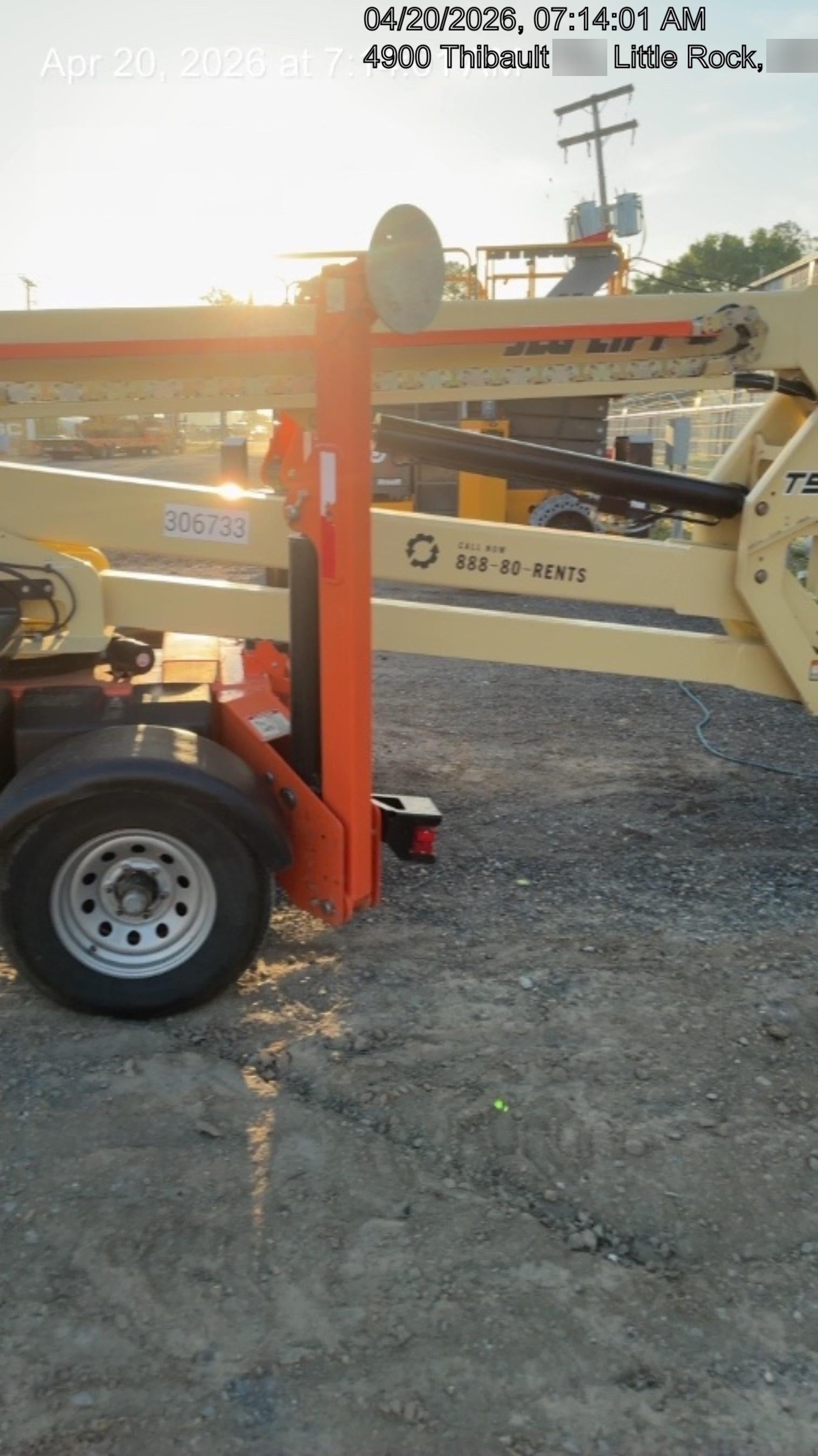 2023 JLG T500J