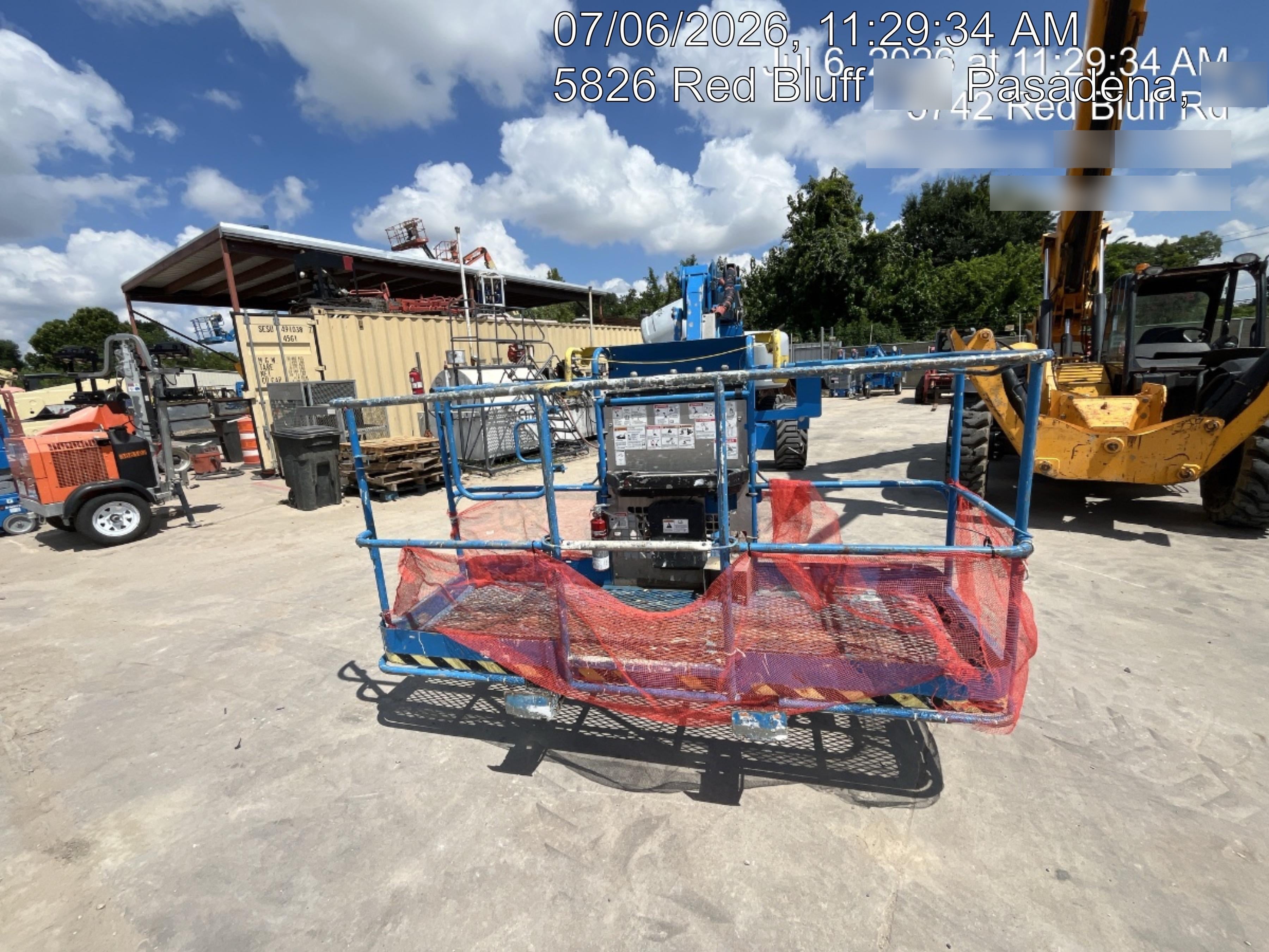 2023 GENIE Z-80/60