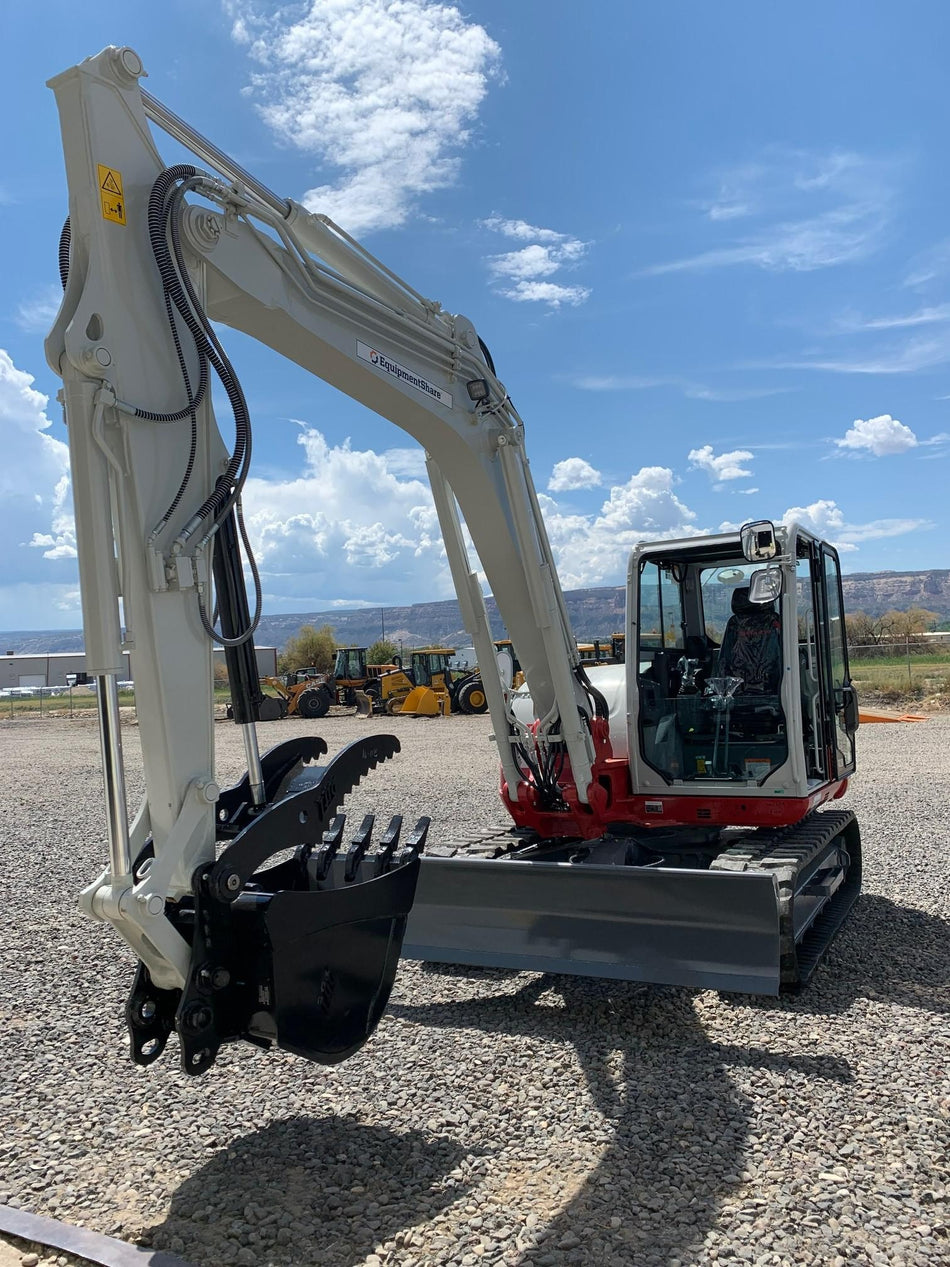 2022 TAKEUCHI TB290-CR