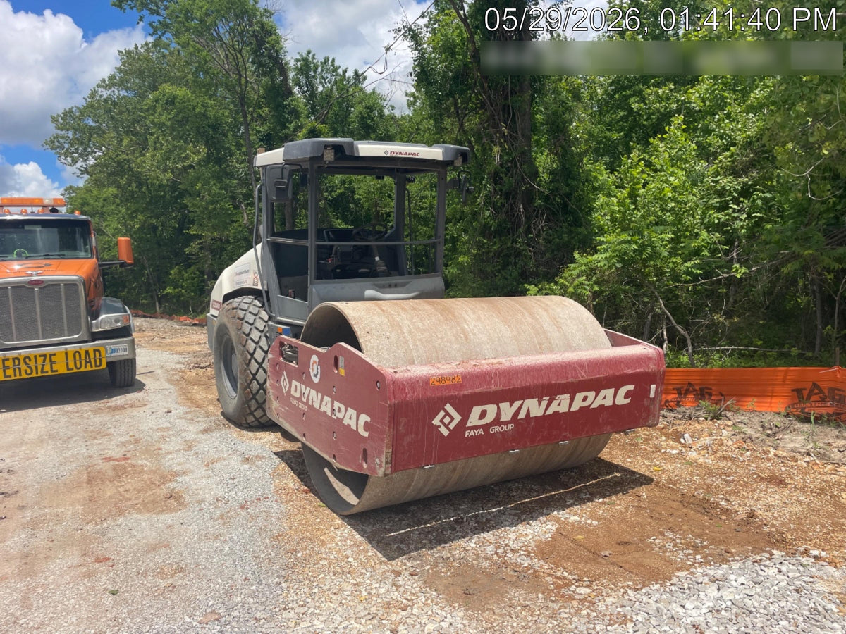2023 DYNAPAC CA2500D