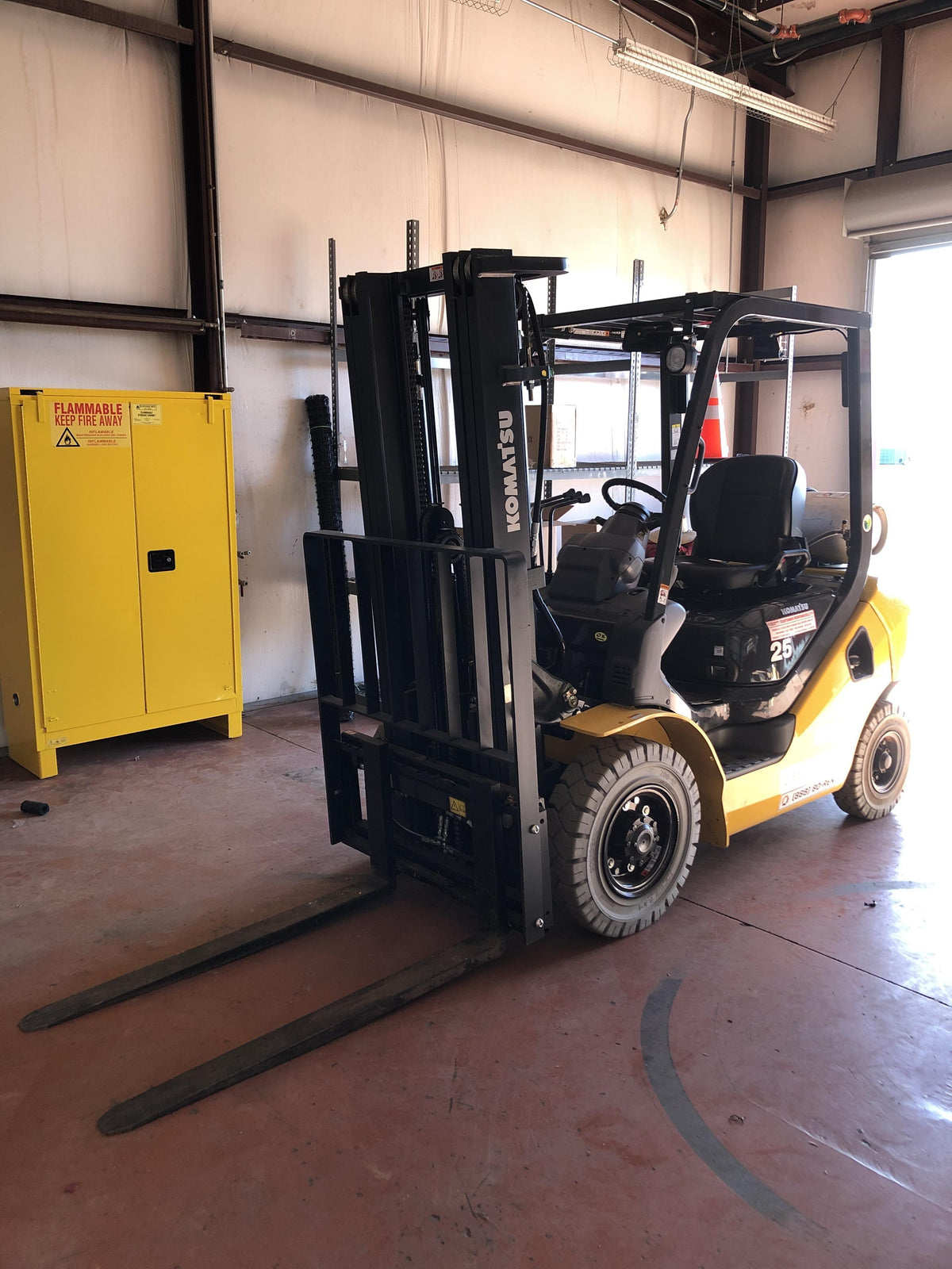 2019 KOMATSU FG25T-16