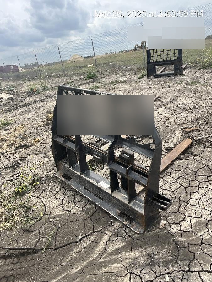 2021 PALADIN 48" Pallet Forks - Paladin