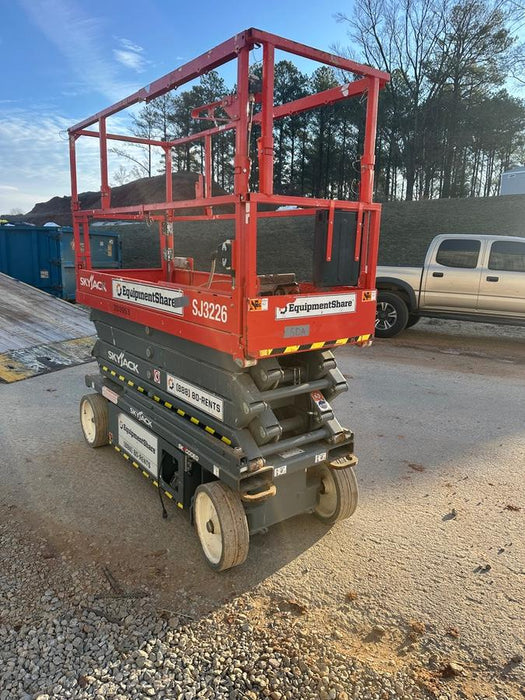 2022 Skyjack SJ3226 Hyd Drive, Sld NM Tires, DBcns, EST