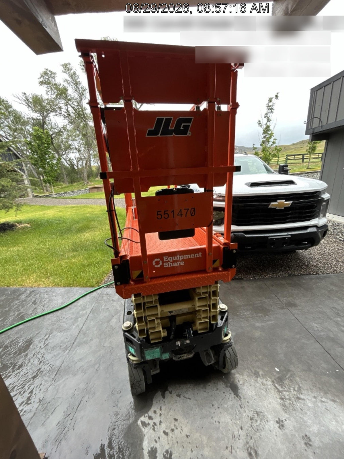 2025 JLG ES1932