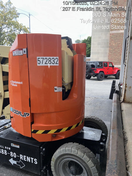 2025 JLG E300AJP