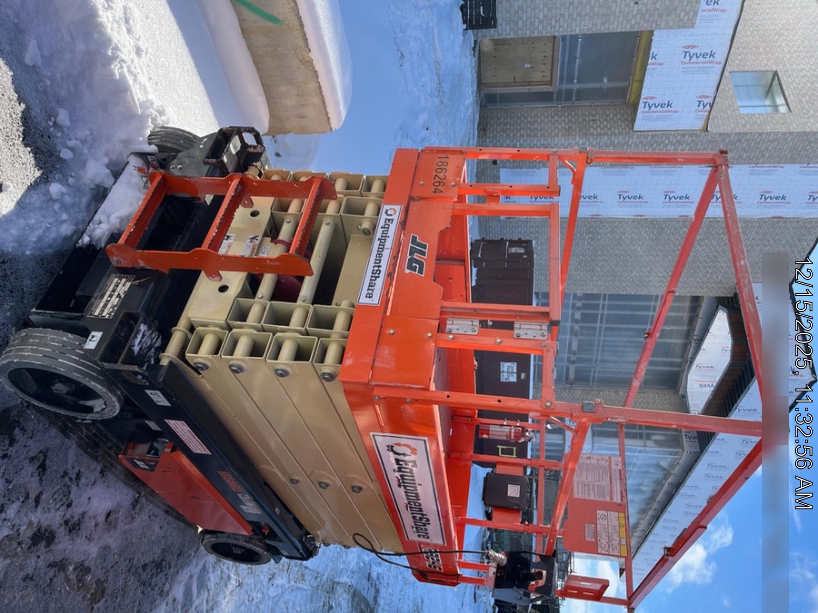 2021 JLG R3246