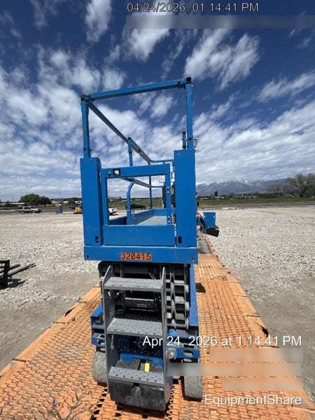2023 GENIE GS-2632