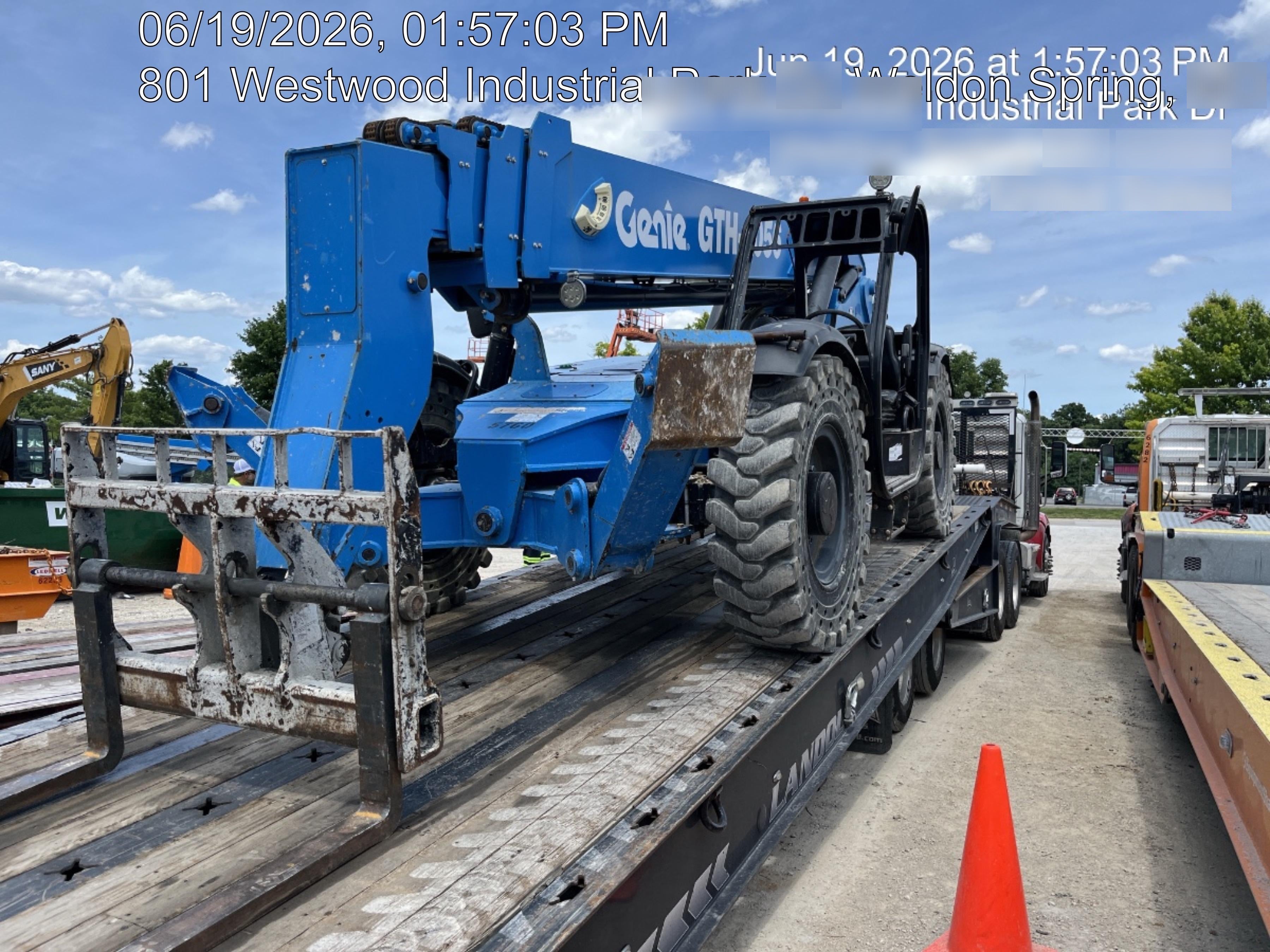 2017 GENIE GTH-1056