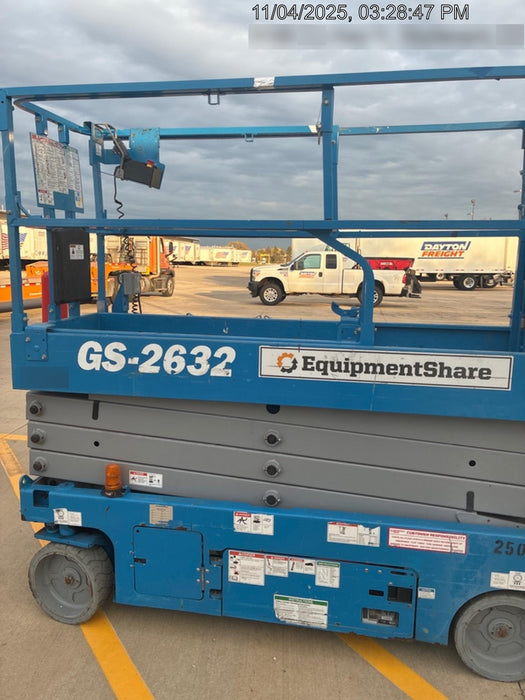 2019 Genie GS-2632 Genie GS-2632 Folding Rails, Swing Gate, EE Rated