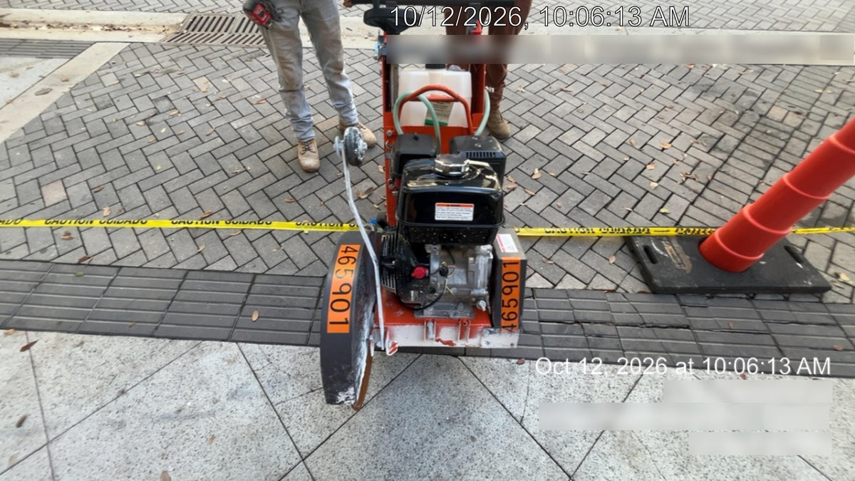2024 HUSQVARNA FS 400 LV