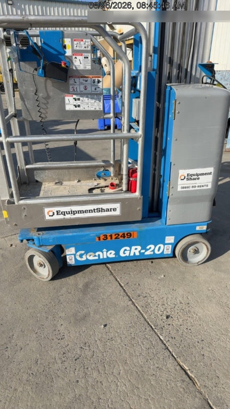 2021 GENIE GR-20