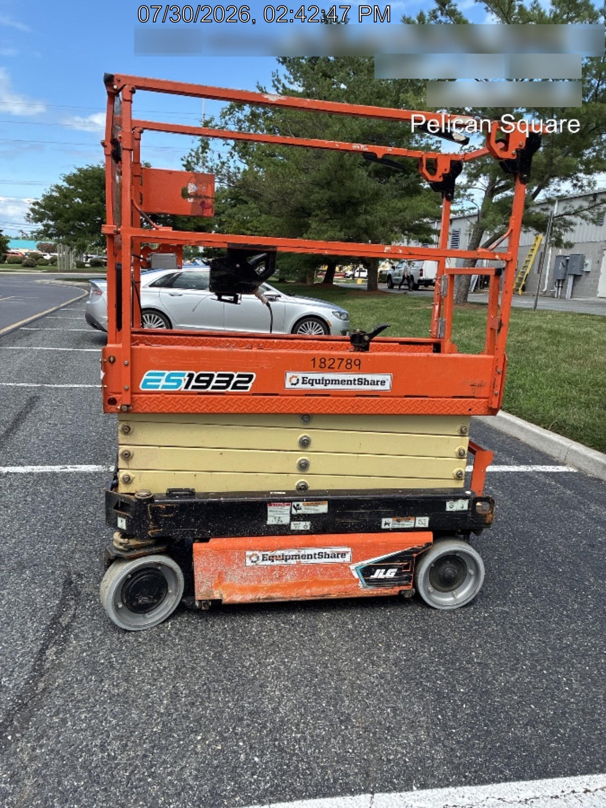 2021 JLG ES1932