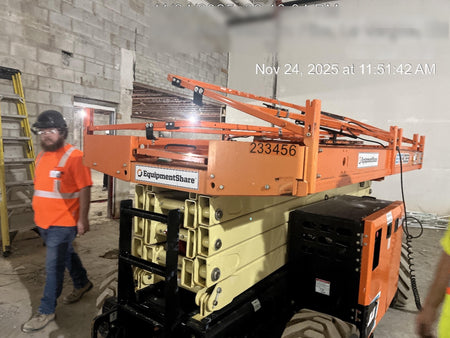 2019 JLG 4069LE
