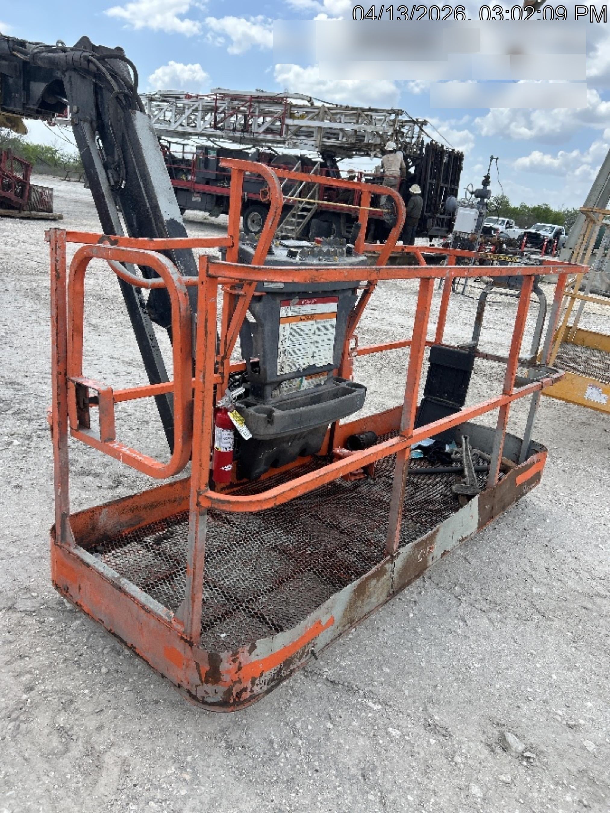 2023 JLG 660SJ
