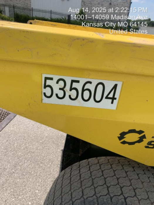 2025 WACKER NEUSON DW311 Cab Turf Tires